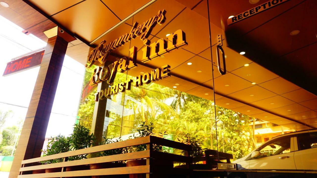 Thayamkery'S Royal Inn Kochi Eksteriør billede