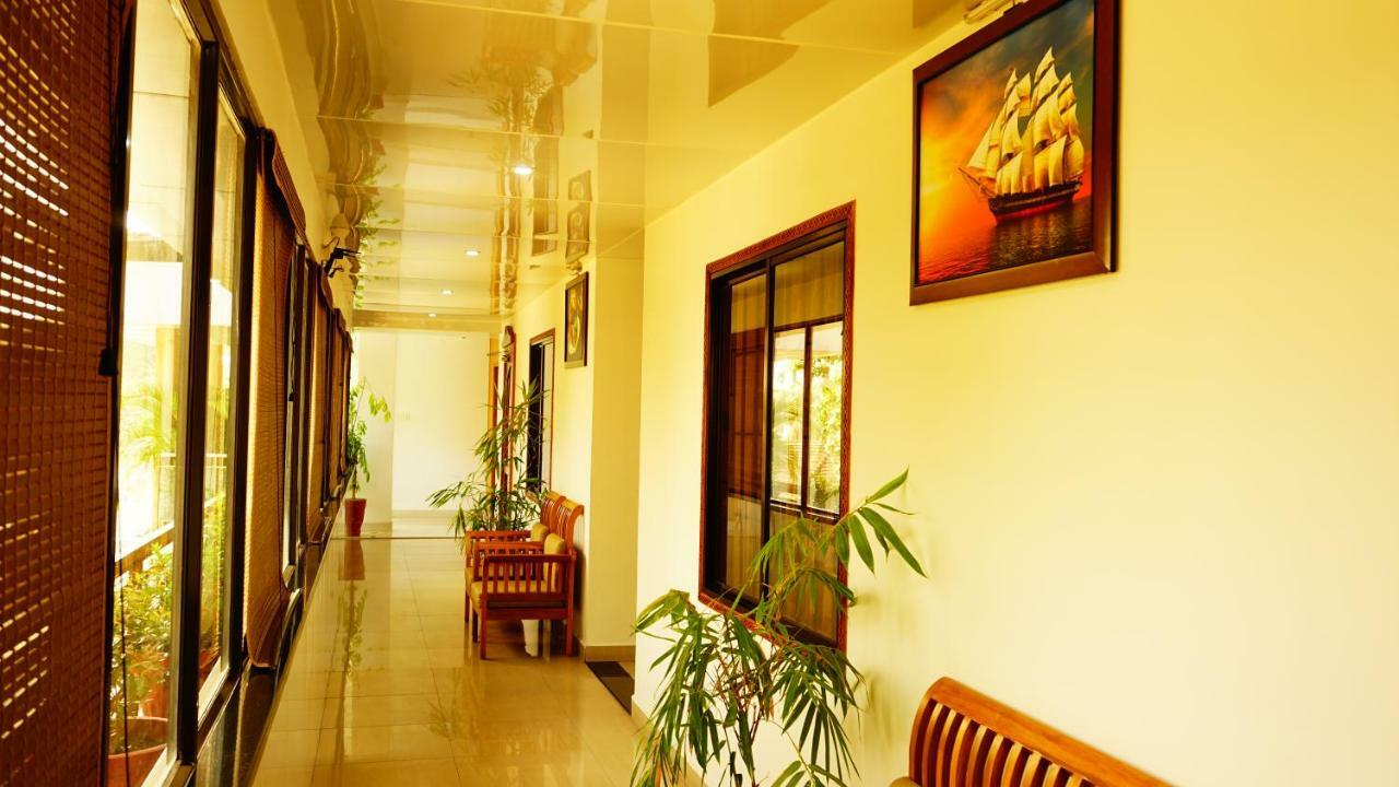Thayamkery'S Royal Inn Kochi Eksteriør billede
